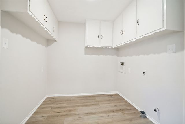 7003 Kingsbury Drive, Dallas, TX 75231