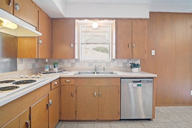 7003 Kingsbury Drive, Dallas, TX 75231