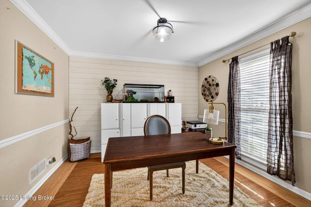 1109 Barbizon Dr, Goshen, KY 40026