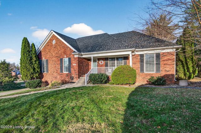 1109 Barbizon Dr, Goshen, KY 40026