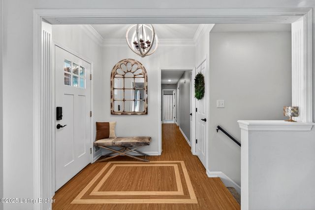 1109 Barbizon Dr, Goshen, KY 40026