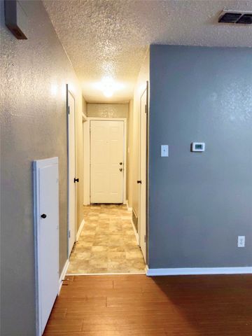 3225 Cortez Drive, Fort Worth, TX 76116