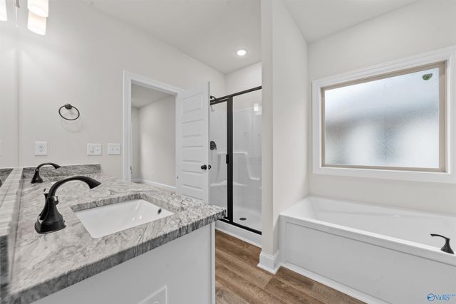 114 Alton Dale Drive, Toney, AL 35773