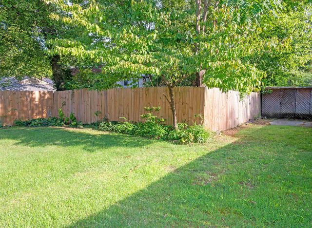 1971 VINTON AVE, Memphis, TN 38104