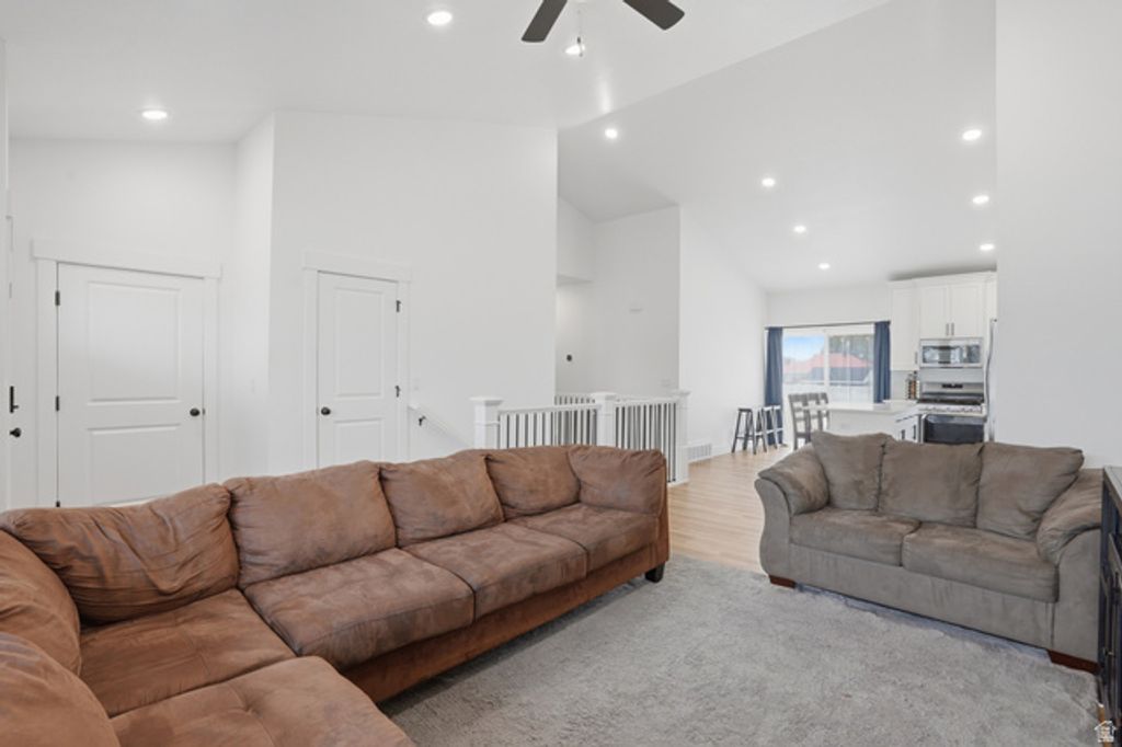 683 N EASTCREST AVE, Tooele, UT 84074 — photo 5