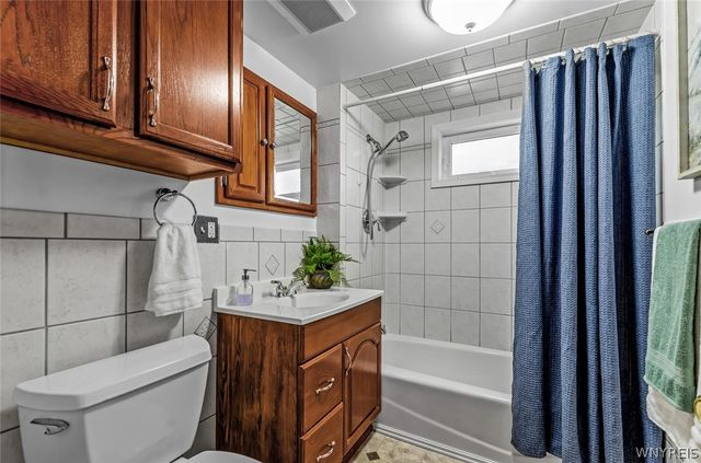 220 Rhode Island St, Buffalo, NY 14213