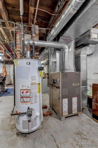 220 Rhode Island St, Buffalo, NY 14213