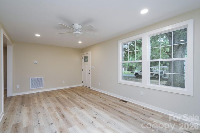 185 Garden Lane, Salisbury, NC 28146