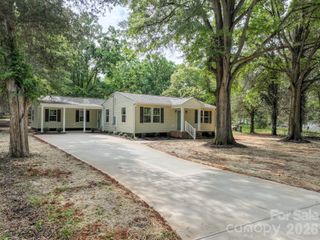 185 Garden Lane, Salisbury, NC 28146