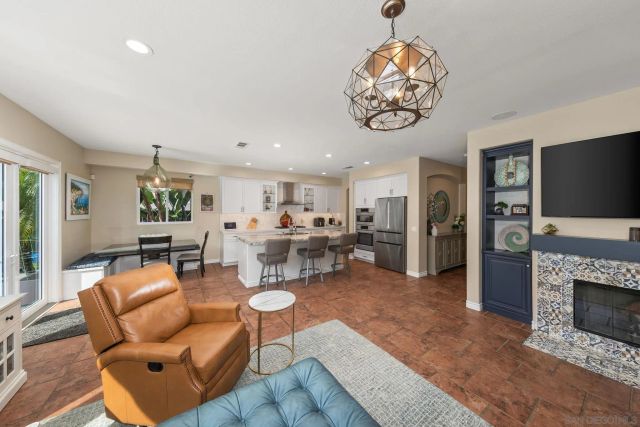 12820 Hideaway Ln, San Diego, CA 92131