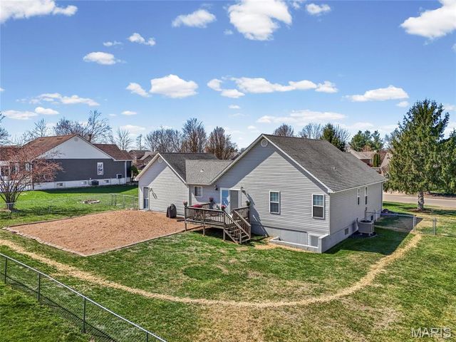 1410 Coyote, Farmington, MO 63640