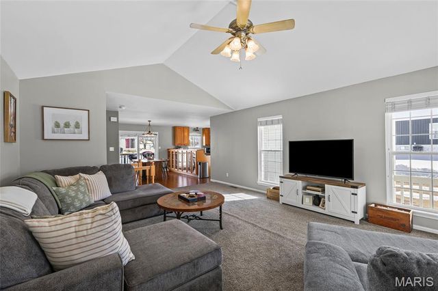 1410 Coyote, Farmington, MO 63640