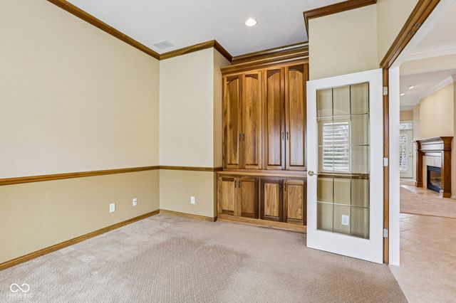 2047 Caledonian Court, Greenwood, IN 46143