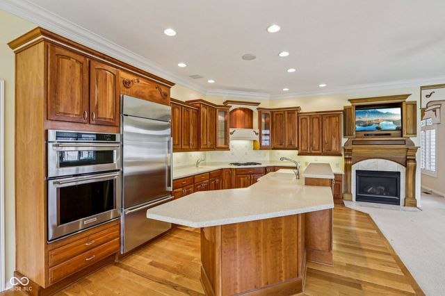 2047 Caledonian Court, Greenwood, IN 46143