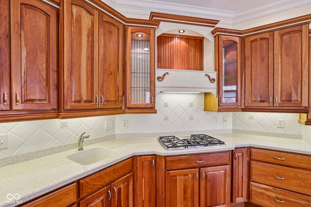 2047 Caledonian Court, Greenwood, IN 46143