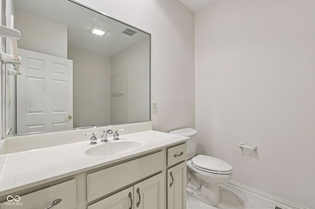 2047 Caledonian Court, Greenwood, IN 46143