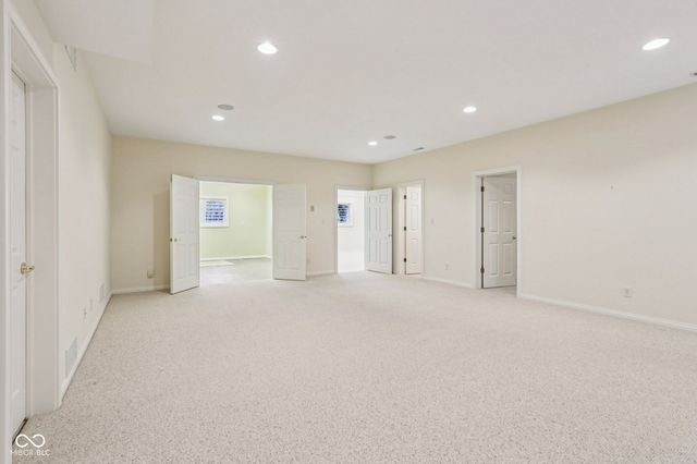 2047 Caledonian Court, Greenwood, IN 46143