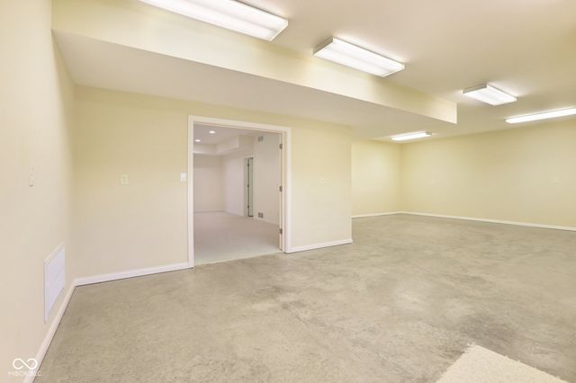 2047 Caledonian Court, Greenwood, IN 46143