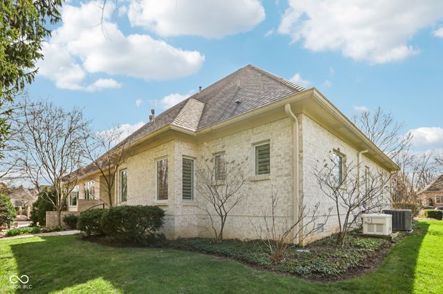 2047 Caledonian Court, Greenwood, IN 46143