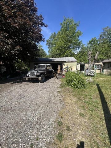 N7113 Honey Creek ROAD, Burlington, WI 53105