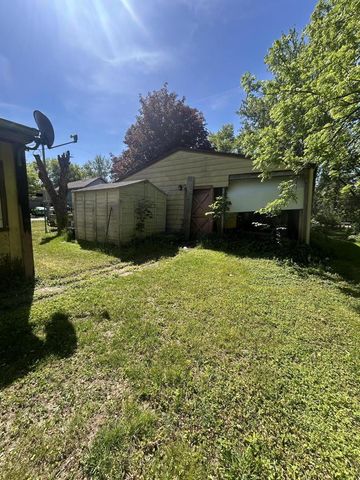 N7113 Honey Creek ROAD, Burlington, WI 53105