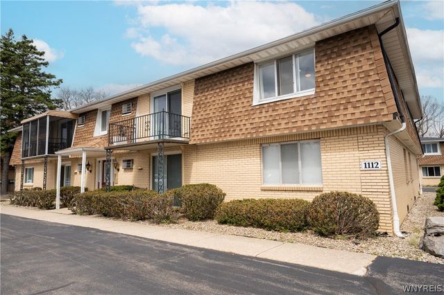 1112 Indian Church Road 29, West Seneca, NY 14224