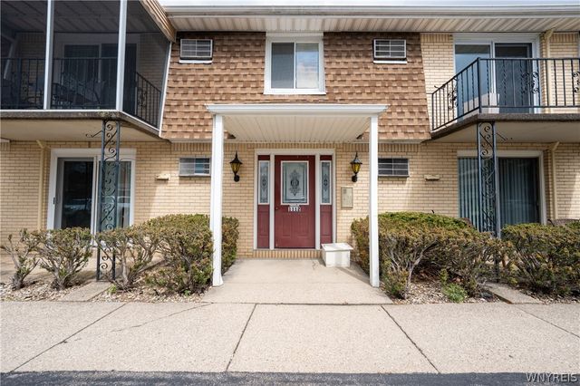 1112 Indian Church Road 29, West Seneca, NY 14224