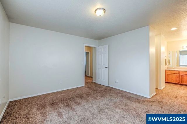 4234 Windflower Ct NE, Salem, OR 97305