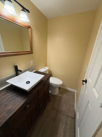 5058 147th Street W, Apple Valley, MN 55124