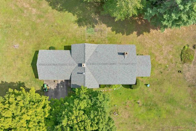 152 Parade Road, Barnstead, NH 03218
