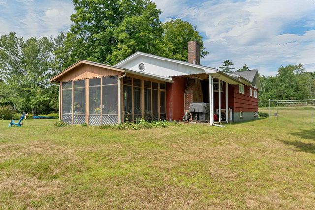 152 Parade Road, Barnstead, NH 03218