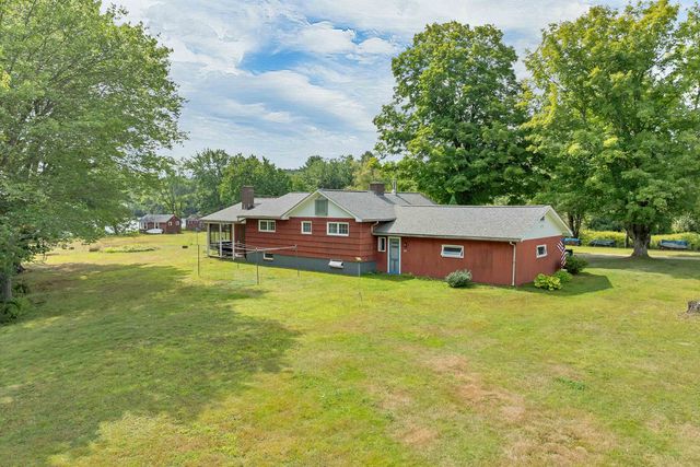 152 Parade Road, Barnstead, NH 03218