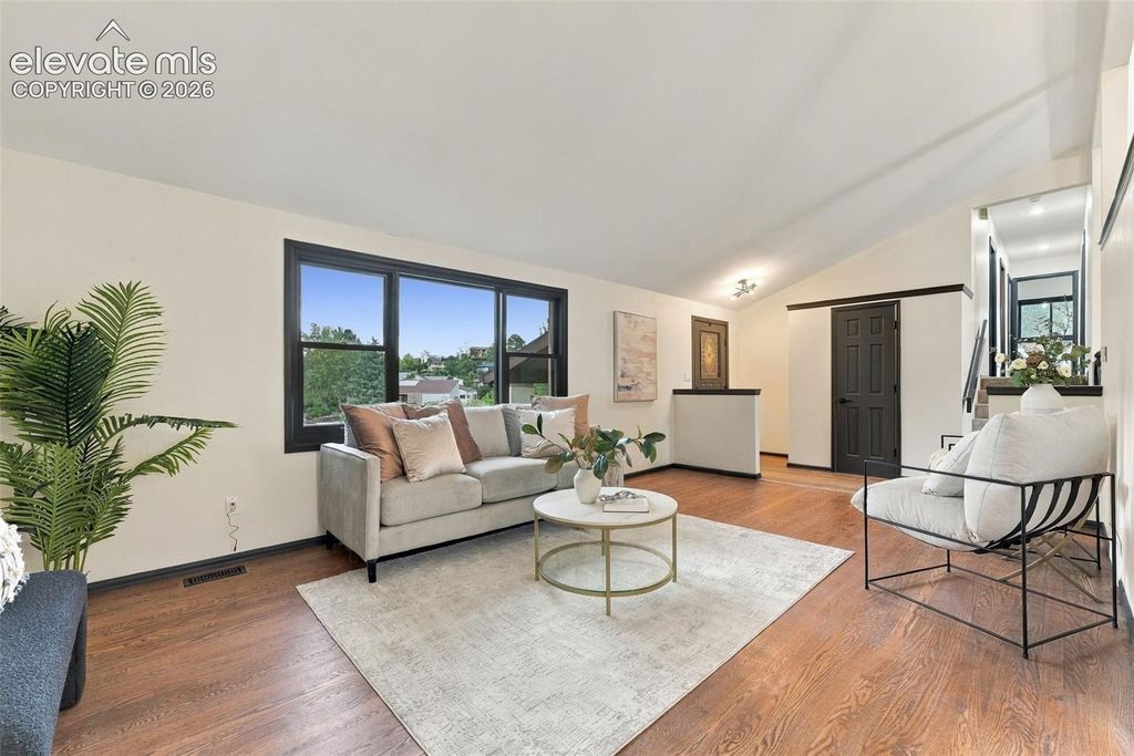 425 Roxbury Circle, Colorado Springs, CO 80906 — photo 5