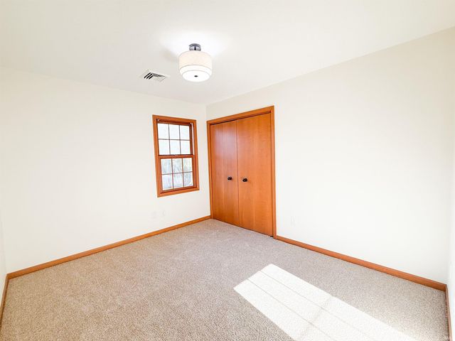 1815 Bennington Drive, Mishawaka, IN 46544