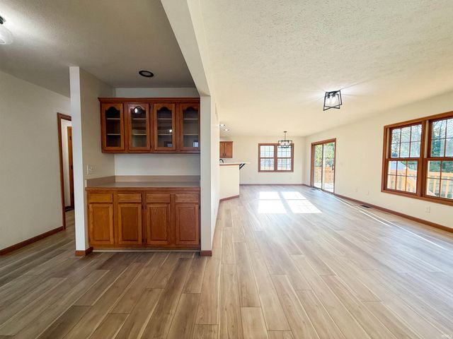 1815 Bennington Drive, Mishawaka, IN 46544