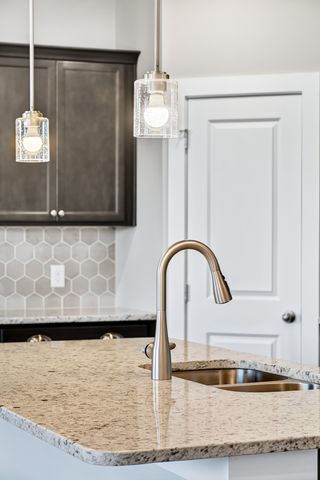 3916 Trinity Woods Rd, Columbia, TN 38401