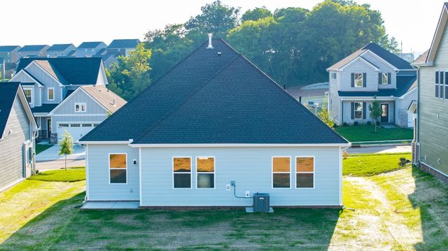 3916 Trinity Woods Rd, Columbia, TN 38401