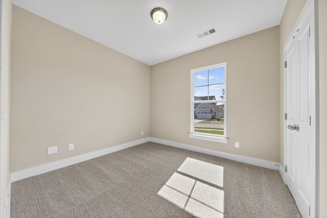 3916 Trinity Woods Rd, Columbia, TN 38401