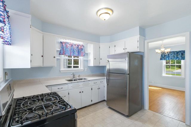 275 8th Street, Reedsburg, WI 53959