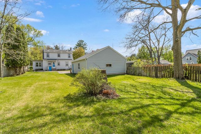 275 8th Street, Reedsburg, WI 53959