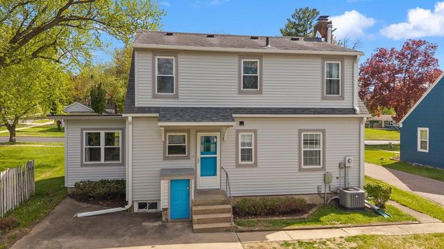 275 8th Street, Reedsburg, WI 53959