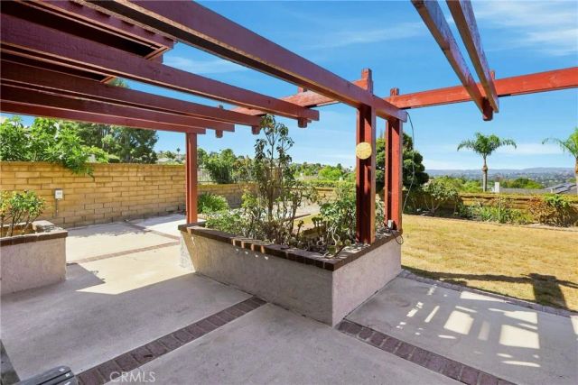 28181 Josefina, Mission Viejo, CA 92692
