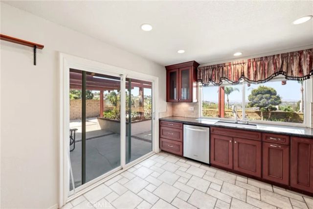 28181 Josefina, Mission Viejo, CA 92692