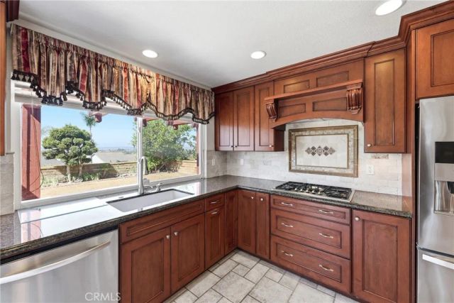 28181 Josefina, Mission Viejo, CA 92692