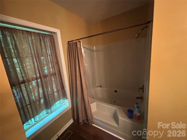 319 Glenn Bridge Road, Arden, NC 28704