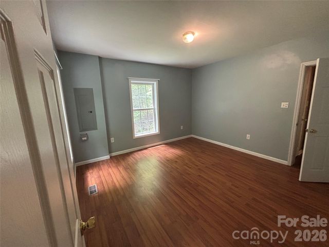 319 Glenn Bridge Road, Arden, NC 28704