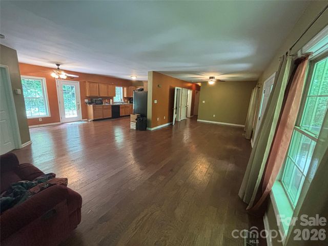 319 Glenn Bridge Road, Arden, NC 28704