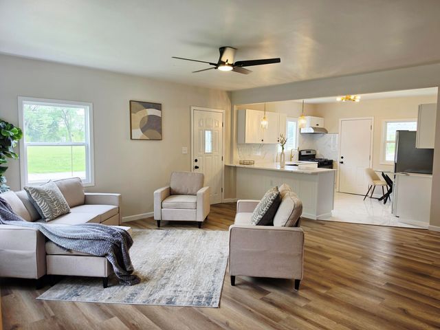 4488 Madison Street, Gary, IN 46408