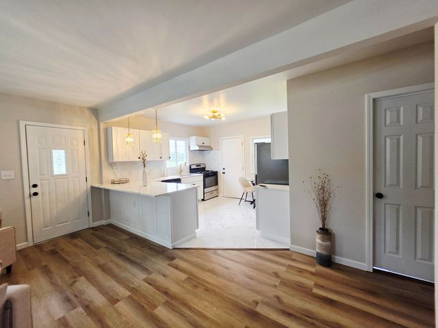 4488 Madison Street, Gary, IN 46408