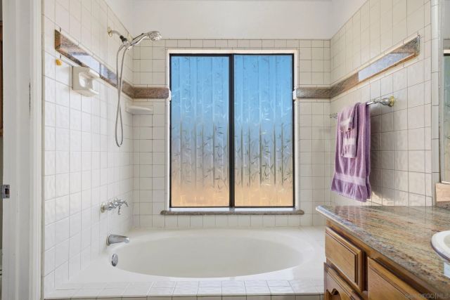 15927 Litten Way, Ramona, CA 92065